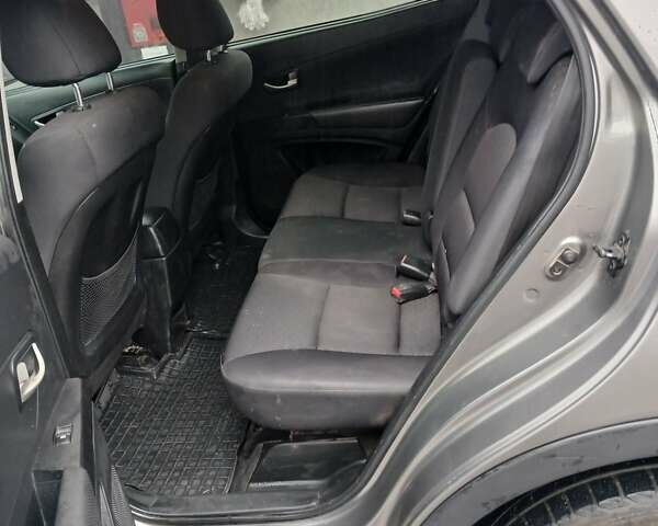 Серый Cанг Йонг Корандо, объемом двигателя 2 л и пробегом 204 тыс. км за 8200 $, фото 4 на Automoto.ua