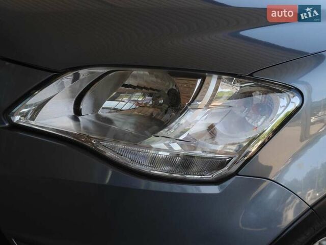 Серый Cанг Йонг Корандо, объемом двигателя 2 л и пробегом 182 тыс. км за 7900 $, фото 23 на Automoto.ua