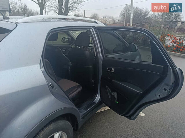 Серый Cанг Йонг Корандо, объемом двигателя 2 л и пробегом 144 тыс. км за 8000 $, фото 16 на Automoto.ua