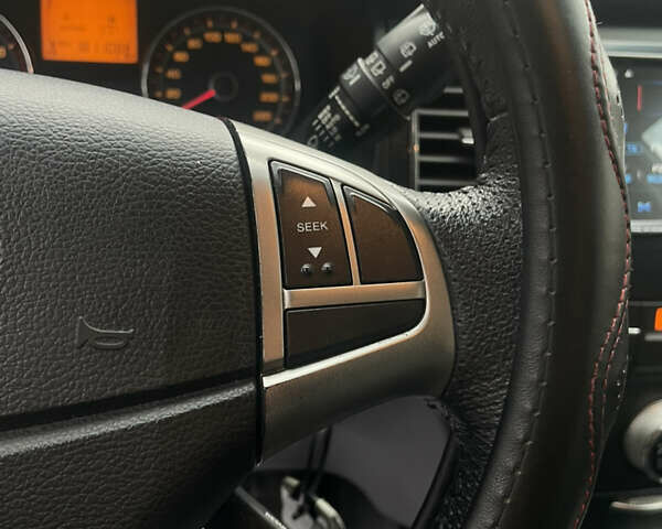 Серый Cанг Йонг Корандо, объемом двигателя 2 л и пробегом 182 тыс. км за 7900 $, фото 14 на Automoto.ua