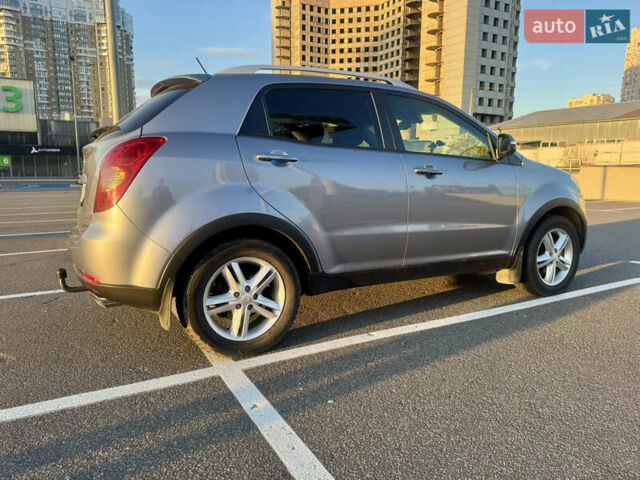 Серый Cанг Йонг Корандо, объемом двигателя 2 л и пробегом 134 тыс. км за 8999 $, фото 2 на Automoto.ua