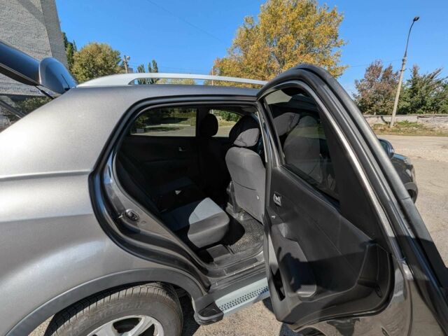 Сірий Cанг Йонг Korando, об'ємом двигуна 2 л та пробігом 158 тис. км за 11000 $, фото 7 на Automoto.ua
