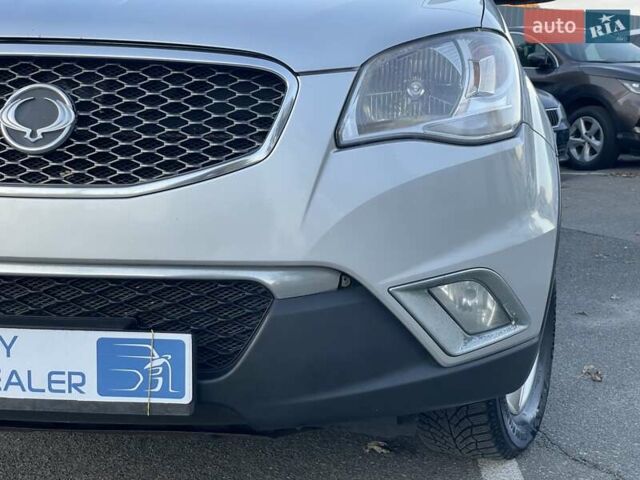 Cанг Йонг Korando 2012 у Києві на Automoto.ua Сірий Cанг Йонг Korando, об'ємом двигуна 2 л та пробігом 235 тис. км за 7990 $, фото 9 на Automoto.ua