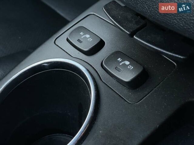 Cанг Йонг Korando 2012 у Києві на Automoto.ua Сірий Cанг Йонг Korando, об'ємом двигуна 2 л та пробігом 235 тис. км за 7990 $, фото 33 на Automoto.ua