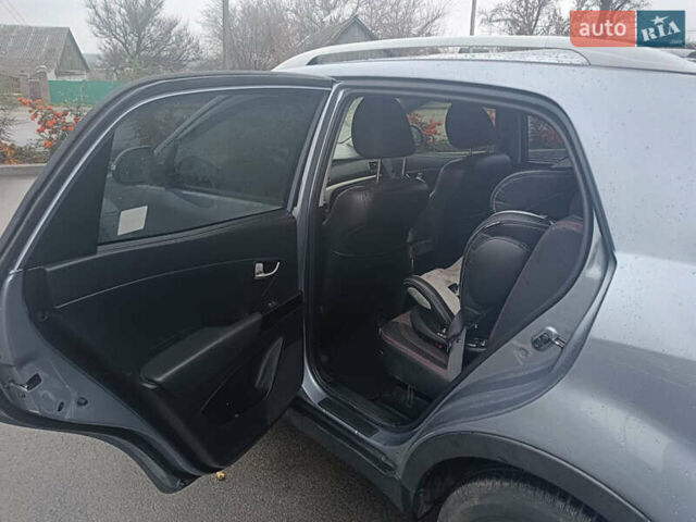 Серый Cанг Йонг Корандо, объемом двигателя 2 л и пробегом 144 тыс. км за 8000 $, фото 15 на Automoto.ua