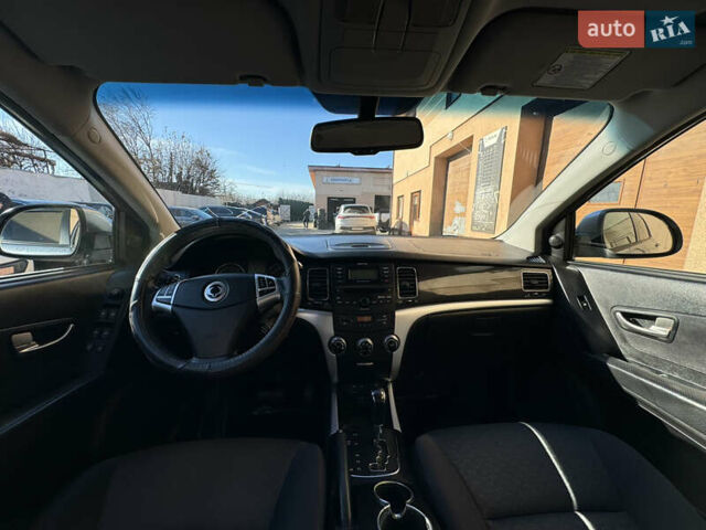 Серый Cанг Йонг Корандо, объемом двигателя 2 л и пробегом 163 тыс. км за 8000 $, фото 19 на Automoto.ua