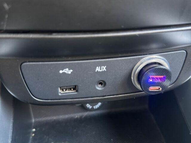 Серый Cанг Йонг Корандо, объемом двигателя 2 л и пробегом 134 тыс. км за 8900 $, фото 12 на Automoto.ua