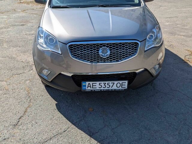 Сірий Cанг Йонг Korando, об'ємом двигуна 2 л та пробігом 158 тис. км за 11000 $, фото 1 на Automoto.ua