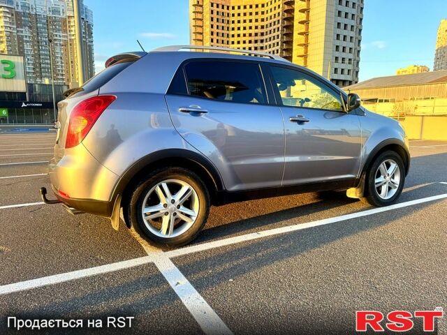 Серый Cанг Йонг Корандо, объемом двигателя 2 л и пробегом 134 тыс. км за 8999 $, фото 4 на Automoto.ua