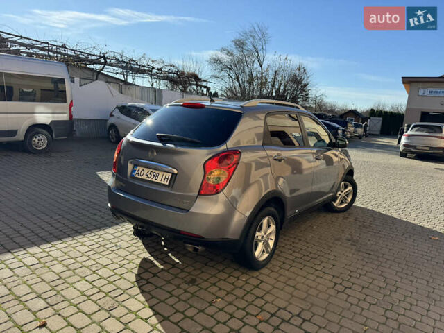 Серый Cанг Йонг Корандо, объемом двигателя 2 л и пробегом 163 тыс. км за 8000 $, фото 2 на Automoto.ua