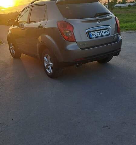 Сірий Cанг Йонг Korando, об'ємом двигуна 2 л та пробігом 208 тис. км за 9100 $, фото 2 на Automoto.ua