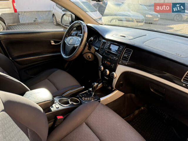 Серый Cанг Йонг Корандо, объемом двигателя 2 л и пробегом 163 тыс. км за 8000 $, фото 22 на Automoto.ua