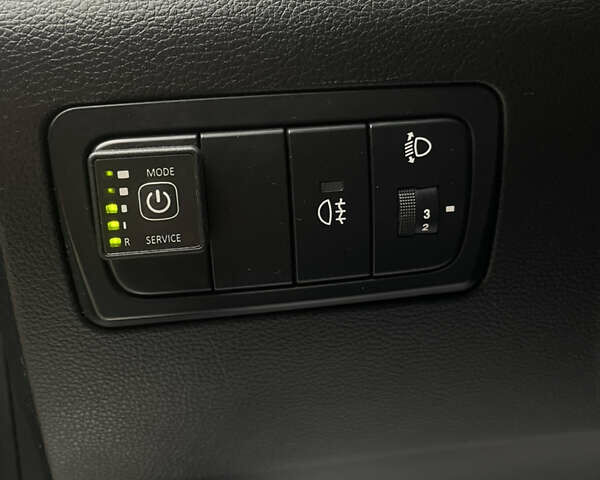 Серый Cанг Йонг Корандо, объемом двигателя 2 л и пробегом 182 тыс. км за 7900 $, фото 8 на Automoto.ua