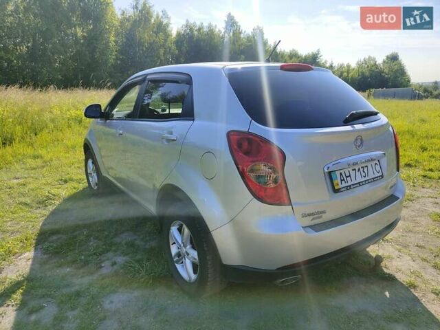 Серый Cанг Йонг Корандо, объемом двигателя 2 л и пробегом 160 тыс. км за 8000 $, фото 1 на Automoto.ua