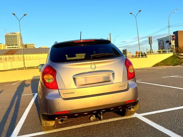 Серый Cанг Йонг Корандо, объемом двигателя 2 л и пробегом 134 тыс. км за 8999 $, фото 1 на Automoto.ua