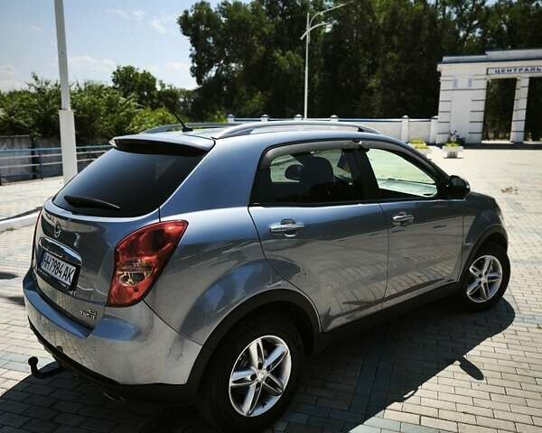 Сірий Cанг Йонг Korando, об'ємом двигуна 2 л та пробігом 162 тис. км за 10000 $, фото 6 на Automoto.ua