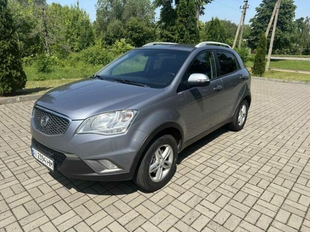 Серый Cанг Йонг Корандо, объемом двигателя 2 л и пробегом 231 тыс. км за 6700 $, фото 1 на Automoto.ua