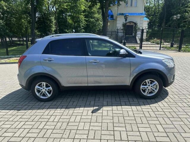 Серый Cанг Йонг Корандо, объемом двигателя 2 л и пробегом 231 тыс. км за 6700 $, фото 4 на Automoto.ua