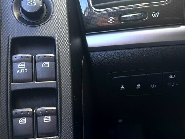 Серый Cанг Йонг Корандо, объемом двигателя 2 л и пробегом 134 тыс. км за 8999 $, фото 9 на Automoto.ua