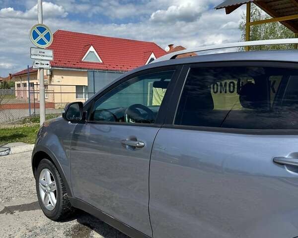 Серый Cанг Йонг Корандо, объемом двигателя 2 л и пробегом 162 тыс. км за 9000 $, фото 2 на Automoto.ua