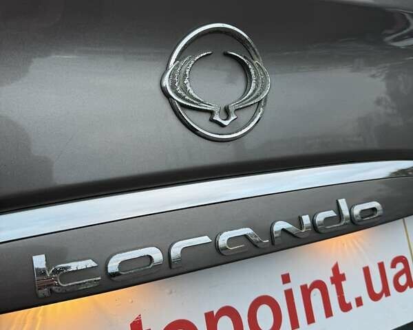 Сірий Cанг Йонг Korando, об'ємом двигуна 2 л та пробігом 133 тис. км за 9900 $, фото 8 на Automoto.ua