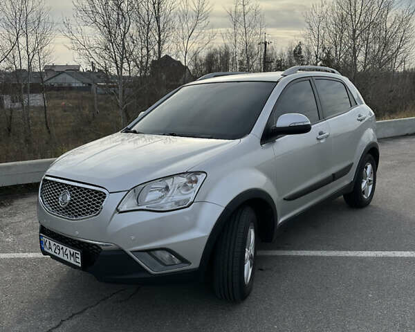 Сірий Cанг Йонг Korando, об'ємом двигуна 2 л та пробігом 151 тис. км за 8100 $, фото 1 на Automoto.ua