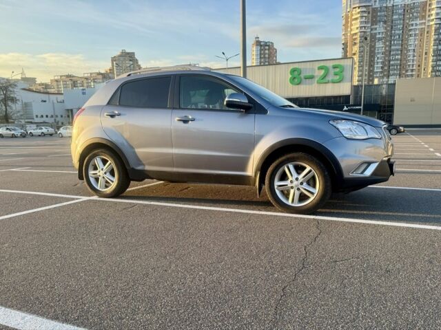 Серый Cанг Йонг Корандо, объемом двигателя 2 л и пробегом 134 тыс. км за 9600 $, фото 1 на Automoto.ua