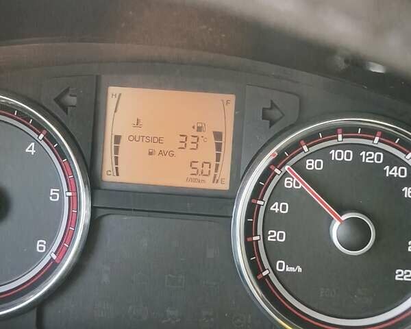 Сірий Cанг Йонг Korando, об'ємом двигуна 2 л та пробігом 165 тис. км за 10000 $, фото 4 на Automoto.ua