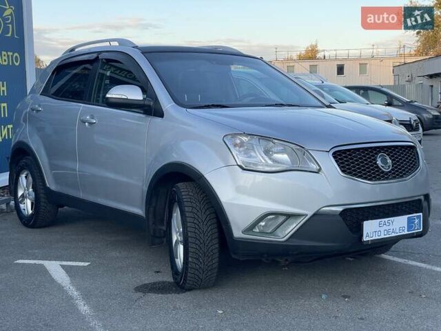 Cанг Йонг Korando 2012 у Києві на Automoto.ua Сірий Cанг Йонг Korando, об'ємом двигуна 2 л та пробігом 235 тис. км за 7990 $, фото 2 на Automoto.ua