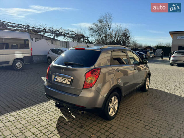 Серый Cанг Йонг Корандо, объемом двигателя 2 л и пробегом 163 тыс. км за 8000 $, фото 12 на Automoto.ua