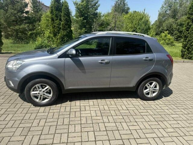 Серый Cанг Йонг Корандо, объемом двигателя 2 л и пробегом 231 тыс. км за 6700 $, фото 3 на Automoto.ua