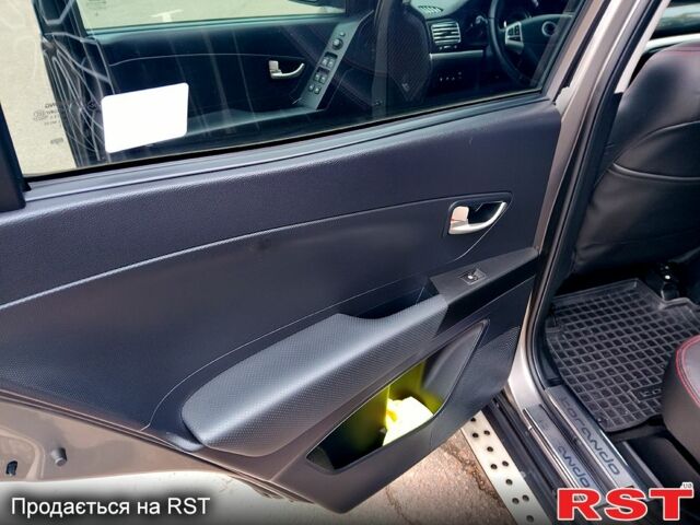 Сірий Cанг Йонг Korando, об'ємом двигуна 2 л та пробігом 115 тис. км за 8280 $, фото 8 на Automoto.ua