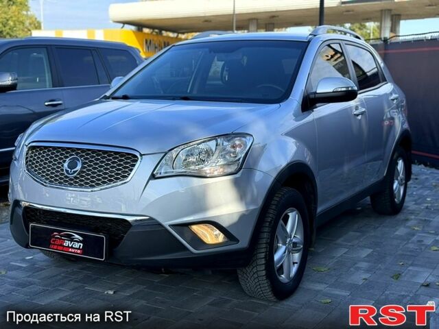 Cанг Йонг Korando 2013 у Дніпро (Дніпропетровську) на Automoto.ua Сірий Cанг Йонг Korando, об'ємом двигуна 2 л та пробігом 77 тис. км за 8999 $, фото 2 на Automoto.ua