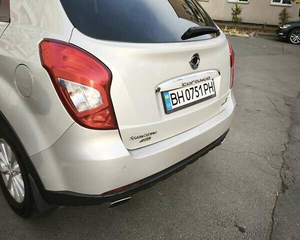 Серый Cанг Йонг Корандо, объемом двигателя 2 л и пробегом 149 тыс. км за 9300 $, фото 8 на Automoto.ua