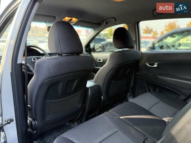 Cанг Йонг Korando 2013 у Дніпро (Дніпропетровську) на Automoto.ua Сірий Cанг Йонг Korando, об'ємом двигуна 2 л та пробігом 77 тис. км за 8999 $, фото 24 на Automoto.ua