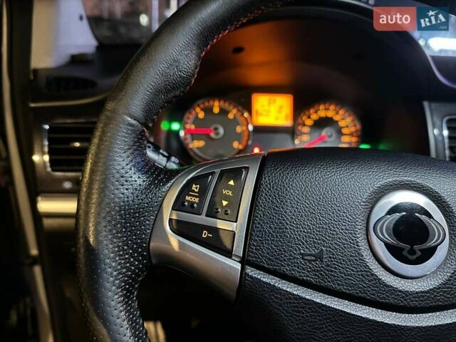 Серый Cанг Йонг Корандо, объемом двигателя 2 л и пробегом 152 тыс. км за 10990 $, фото 15 на Automoto.ua