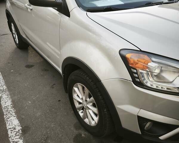 Серый Cанг Йонг Корандо, объемом двигателя 2 л и пробегом 149 тыс. км за 9300 $, фото 6 на Automoto.ua