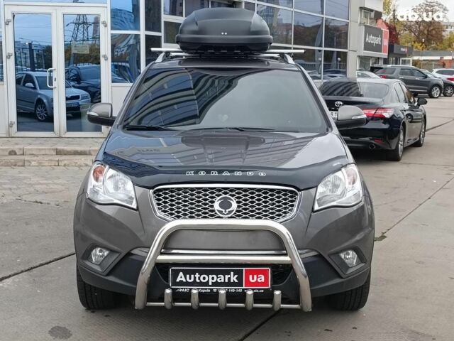 Сірий Cанг Йонг Korando, об'ємом двигуна 2 л та пробігом 130 тис. км за 10590 $, фото 1 на Automoto.ua