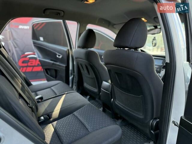 Cанг Йонг Korando 2013 у Дніпро (Дніпропетровську) на Automoto.ua Сірий Cанг Йонг Korando, об'ємом двигуна 2 л та пробігом 77 тис. км за 8999 $, фото 26 на Automoto.ua