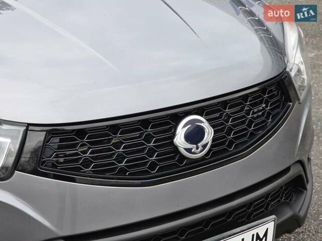 Серый Cанг Йонг Корандо, объемом двигателя 2 л и пробегом 99 тыс. км за 9500 $, фото 23 на Automoto.ua