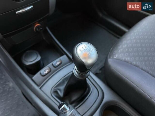 Cанг Йонг Korando 2013 у Дніпро (Дніпропетровську) на Automoto.ua Сірий Cанг Йонг Korando, об'ємом двигуна 2 л та пробігом 77 тис. км за 8999 $, фото 17 на Automoto.ua