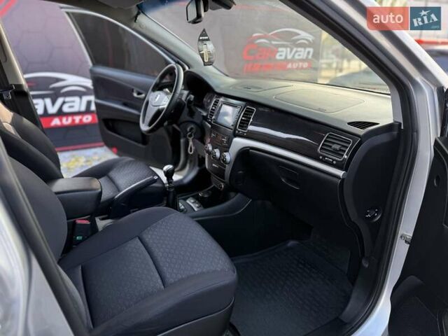 Cанг Йонг Korando 2013 у Дніпро (Дніпропетровську) на Automoto.ua Сірий Cанг Йонг Korando, об'ємом двигуна 2 л та пробігом 77 тис. км за 8999 $, фото 23 на Automoto.ua