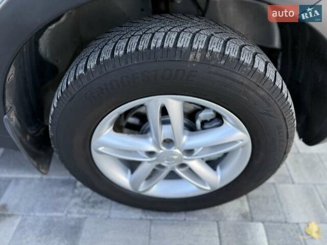 Cанг Йонг Korando 2013 у Дніпро (Дніпропетровську) на Automoto.ua Сірий Cанг Йонг Korando, об'ємом двигуна 2 л та пробігом 77 тис. км за 8999 $, фото 7 на Automoto.ua