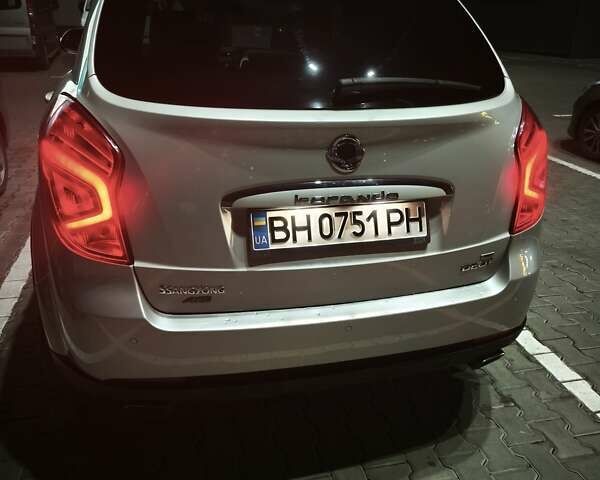 Серый Cанг Йонг Корандо, объемом двигателя 2 л и пробегом 149 тыс. км за 9300 $, фото 2 на Automoto.ua