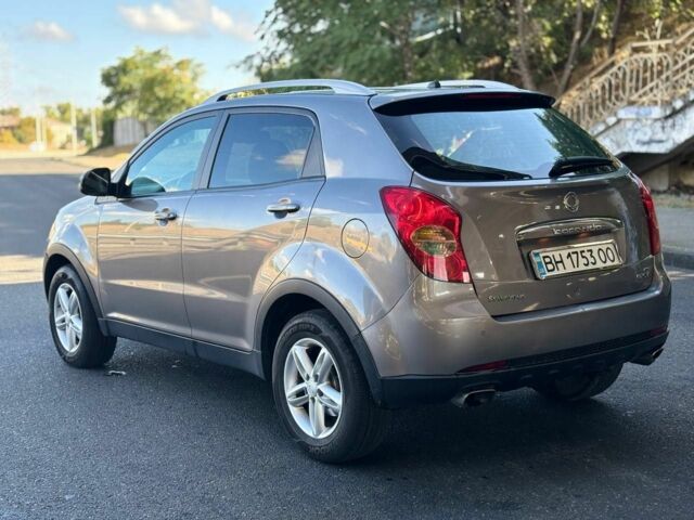 Сірий Cанг Йонг Korando, об'ємом двигуна 2 л та пробігом 193 тис. км за 6500 $, фото 4 на Automoto.ua