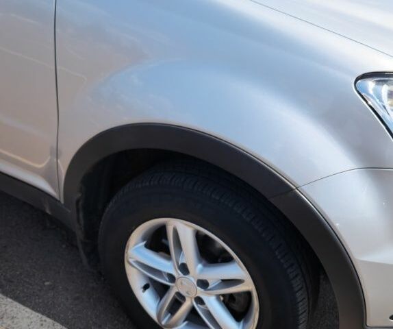 Серый Cанг Йонг Корандо, объемом двигателя 2 л и пробегом 146 тыс. км за 10000 $, фото 17 на Automoto.ua