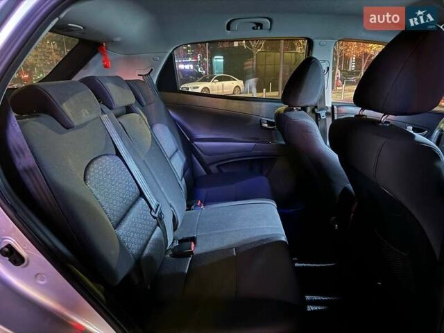 Серый Cанг Йонг Корандо, объемом двигателя 2 л и пробегом 152 тыс. км за 10990 $, фото 10 на Automoto.ua