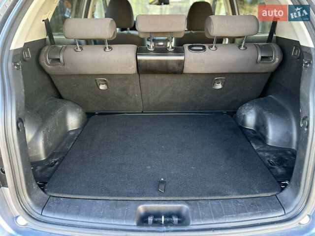 Серый Cанг Йонг Корандо, объемом двигателя 2 л и пробегом 147 тыс. км за 8350 $, фото 14 на Automoto.ua