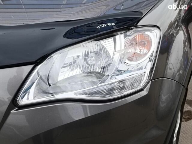 Сірий Cанг Йонг Korando, об'ємом двигуна 2 л та пробігом 130 тис. км за 10590 $, фото 4 на Automoto.ua