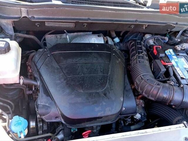 Сірий Cанг Йонг Korando, об'ємом двигуна 2 л та пробігом 200 тис. км за 9500 $, фото 2 на Automoto.ua